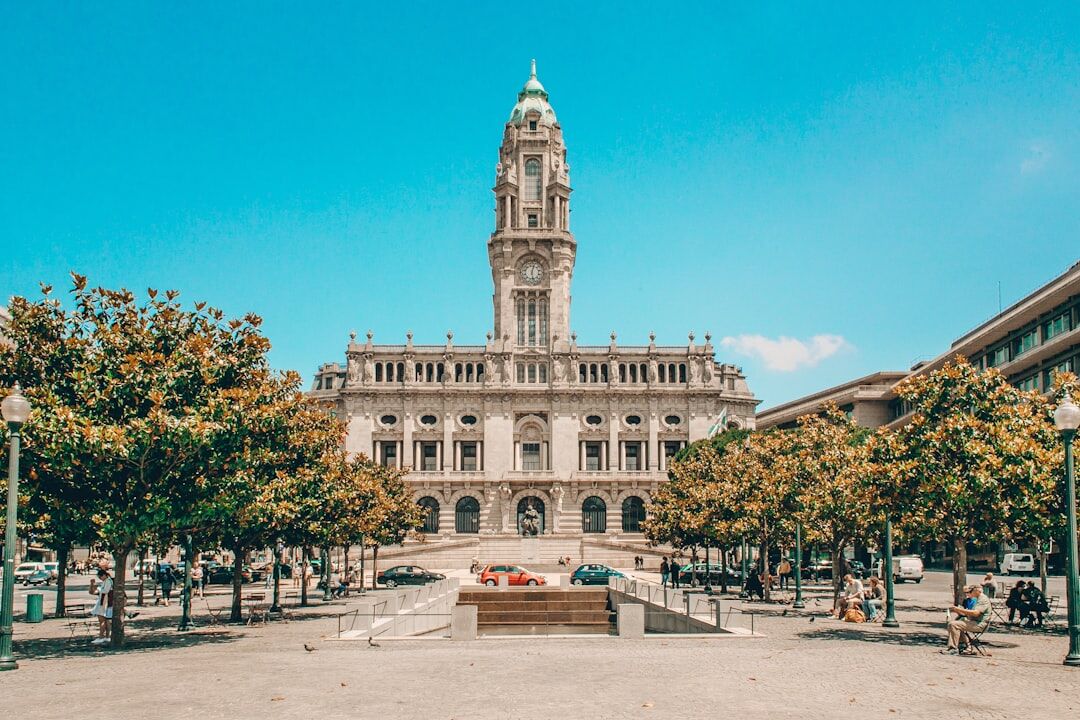 city hall meeting